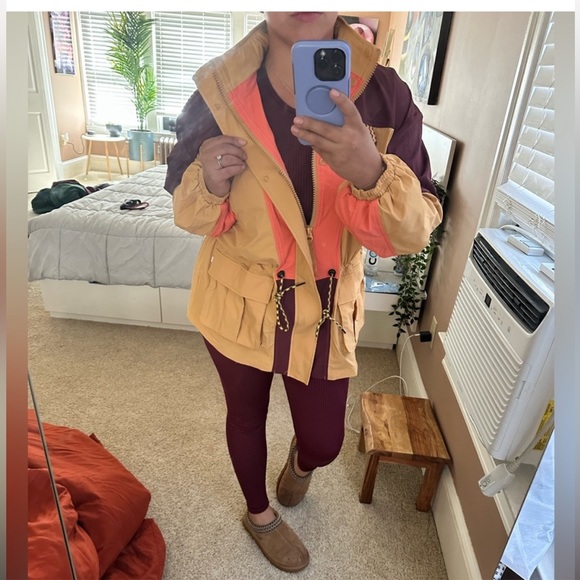 Fabletics khloe edit jacket - Picture 2 of 16